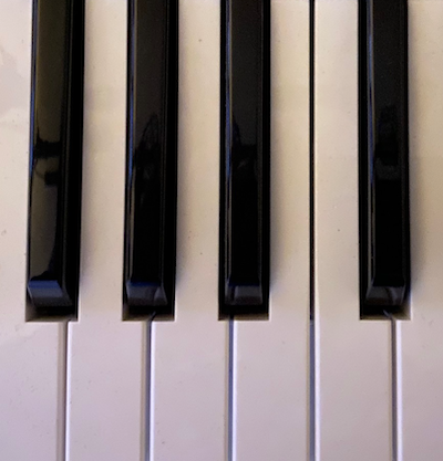 Pianist(e) gezocht!